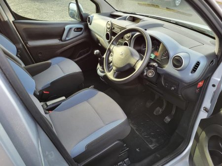 2013 Peugeot Partner 1.6 HDI TEPEE S 92PS 5 SEATS 5DR 92 €11,995 thumbnail