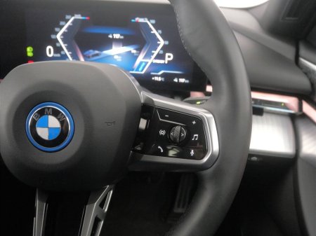 2024 BMW i5 - thumbnail 17