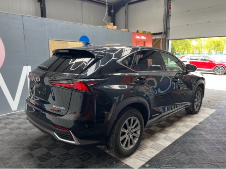 2019 Lexus NX 300 h - photo 2
