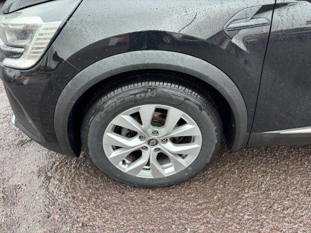 2020 Renault Captur ICONIC TCE 100   PETROL  5DR  LOW  MILEAGE NEW  MODEL €16,950 thumbnail