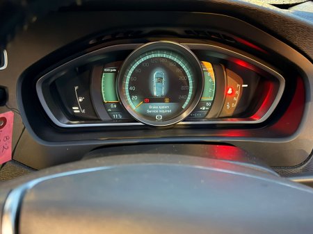 2014 Volvo V40 2.0 D4 ES AUTO €10,499 thumbnail