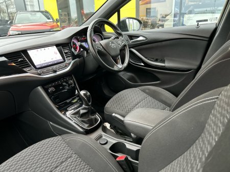 2018 Opel Astra ASTRA+ SRI 1.6 CDTI 110PS 5DR €14,950 thumbnail