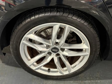 2017 Audi A4 LIMOUSINE 2.0 TDI 122 S LINE 4DR €18,900 thumbnail