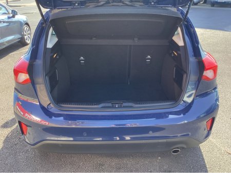 2019 Ford Focus - thumbnail 18