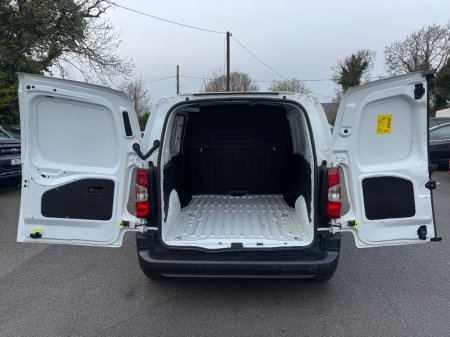 2022 Opel Combo - thumbnail 15