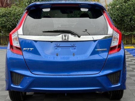 2016 Honda Fit SPORT 1.5 HYBRID // DIAMOND CUT ALLOYS // SERVICE HISTORY // PADDLE SHIFT €10,900 thumbnail
