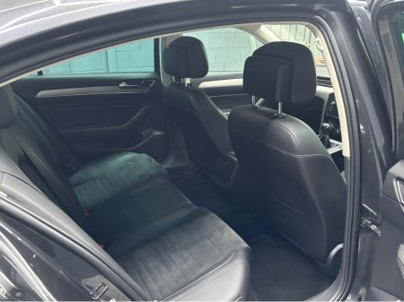 2019 Volkswagen Passat - photo 5