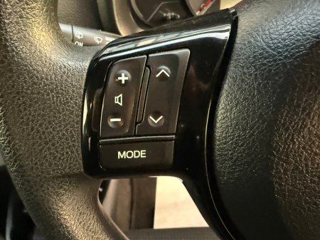 2020 Toyota Yaris  €12,990 thumbnail