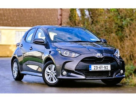 2023 Toyota Yaris 1.5 HYBRID LUNA 4DR AUTO
