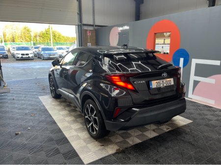 2020 Toyota C-HR 2020 TOYOTA C-HR 1.8L HYBRID / 78K KMS / ADAPTIVE CRUISE CONTROL, HEATED SEATS, REVERSE CAMERA & MORE €23,950