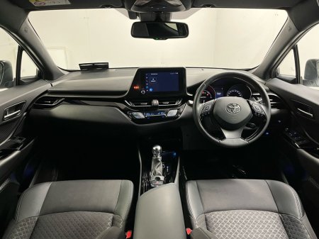 2022 Toyota C-HR - thumbnail 2