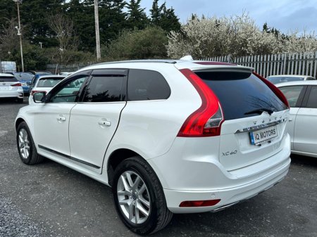 2017 Volvo XC60 - thumbnail 11