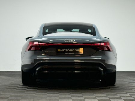 2024 Audi e-tron GT quattro - thumbnail 6