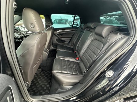 2014 Volkswagen Golf - thumbnail 11