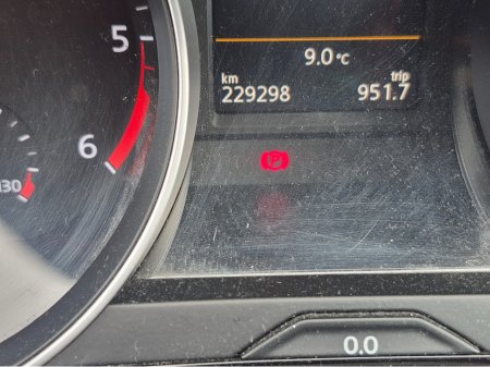 2015 Volkswagen Passat - thumbnail 4