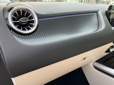 2025 Mercedes-Benz GLA Class - thumbnail 15