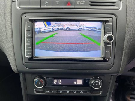 2015 Volkswagen Polo - thumbnail 7