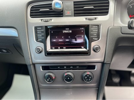 2013 Volkswagen Golf - thumbnail 12