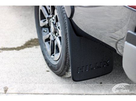 2026 Toyota Hilux - thumbnail 14