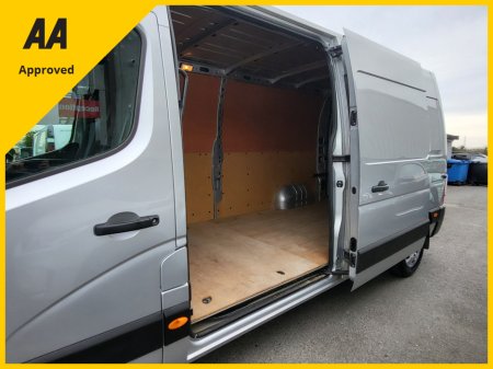 2021 Nissan NV400 - thumbnail 8