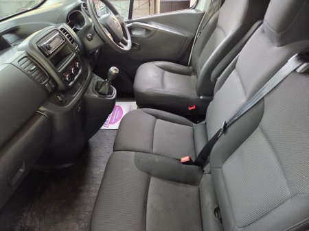 2021 Renault Trafic - thumbnail 4