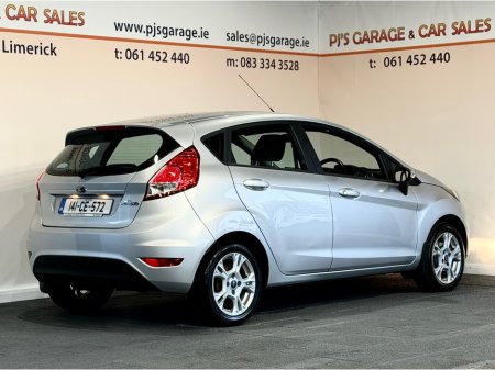 2014 Ford Fiesta ZETEC 1.25 60PS M5 4DR MCA €8,990 thumbnail