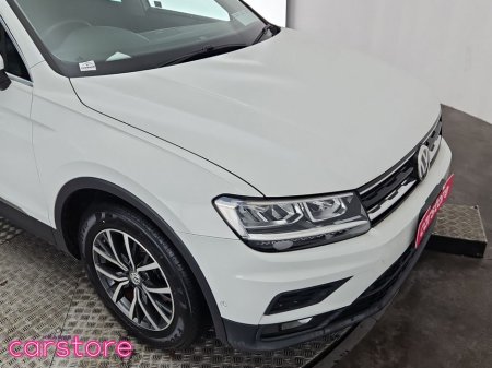 2018 Volkswagen Tiguan - thumbnail 18