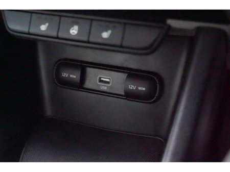 2020 Kia Sportage - thumbnail 18