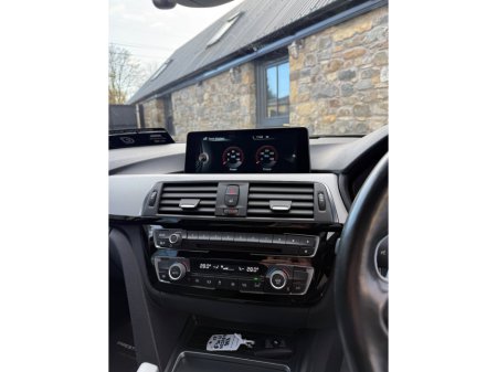 2017 BMW 3 Series - thumbnail 12