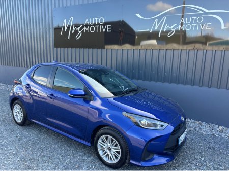 2020 Toyota Yaris - thumbnail 3