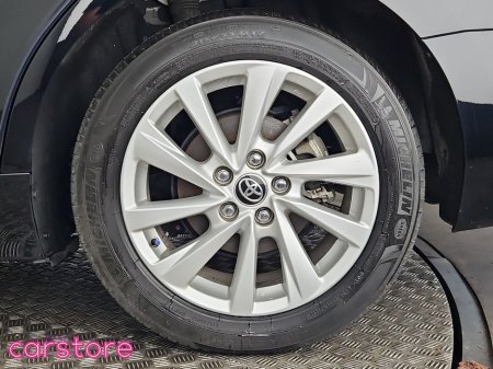 2020 Toyota Camry - thumbnail 14