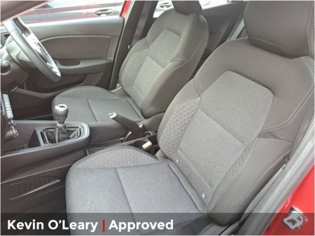 2023 Renault Clio 1.0 Equilibre 5DR. €18,900