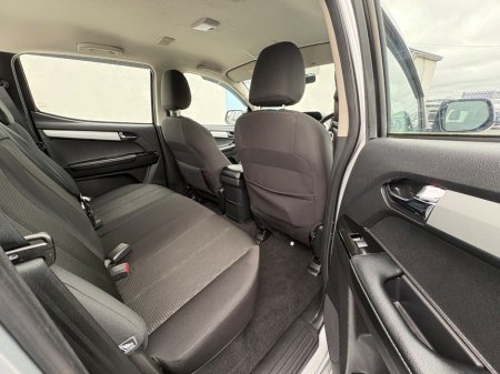 2020 Isuzu D-MAX - thumbnail 14