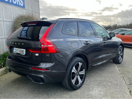 2023 Volvo XC60 - thumbnail 4