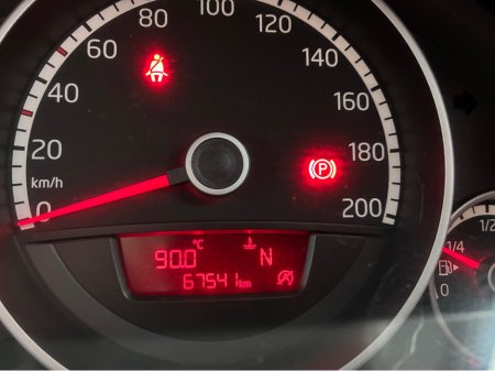 2016 Volkswagen up! 1.0i Petrol Jeans Up Automatic €10,750 thumbnail