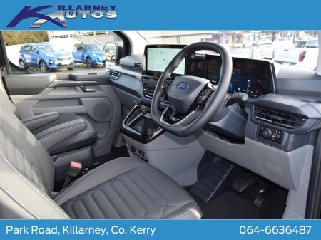 2026 Ford Tourneo Custom 2026 PHEV Tourneo Custom Limited 2.5 Auto thumbnail