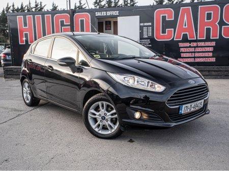 2017 Ford Fiesta - thumbnail 4