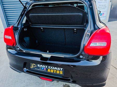 2019 Suzuki Swift - thumbnail 11