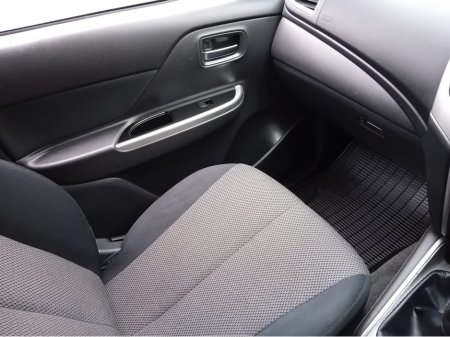 2019 Mitsubishi L200 " INTENSE " 6 SPEED 4DR 2.3 DID  4x4  6 SPEED @ REDDY2DRIVE LTD €25,000 thumbnail