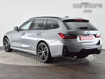 2023 BMW 3 Series 330 E Xdrive M Sport Auto 330 e xDrive M Sport 330 e xDrive 292 12kWh PHEV 113BHP /83kw Step Auto Start/Stop thumbnail