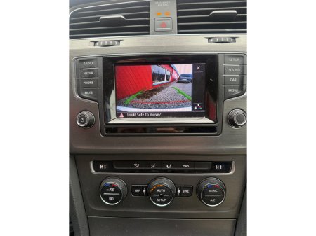 2013 Volkswagen Golf - thumbnail 8