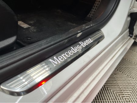 2020 Mercedes-Benz C Class €29950 2020 MERCEDES-BENZ C220D LAUREUS EDITION 2.0 AUTOMATIC / CRUISE CONTROL / REVERSE CAMERA / ELECTRIC MEMORY & HEATED SEATS / AMBIENT LIGHTS / PADDLE SHIFTERS €29,950 thumbnail