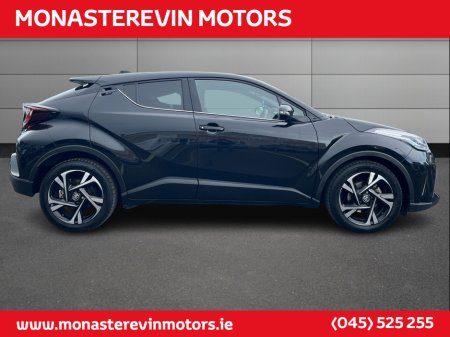 2023 Toyota C-HR HYBRID SPORT 4DR AUTO - HEATED SEATS €31,888