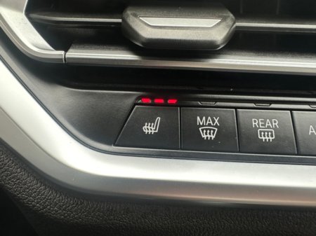 2021 BMW 3 Series - thumbnail 13