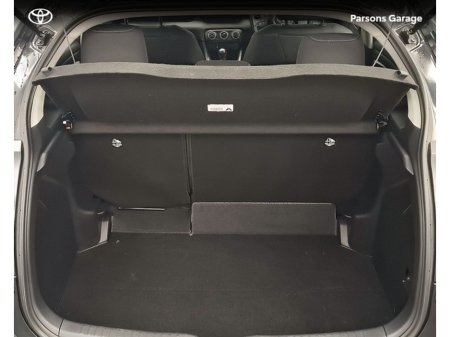 2024 Toyota Yaris - thumbnail 14