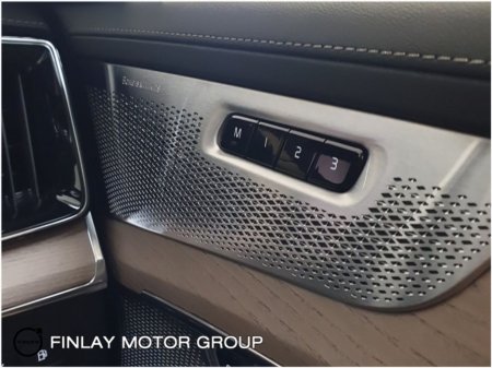 2026 Volvo XC90 - thumbnail 14