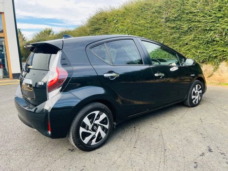 2020 Toyota Aqua - thumbnail 10