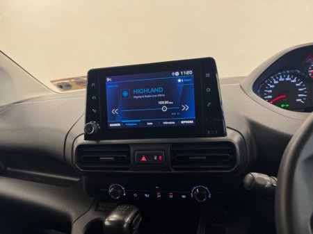 2022 Peugeot Partner  €18,500 thumbnail