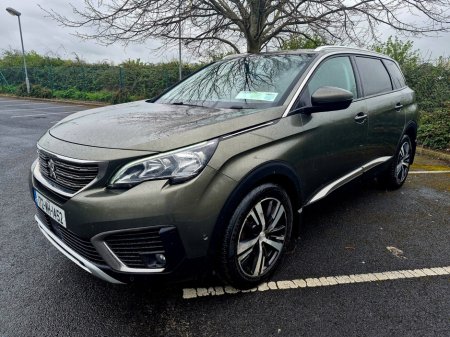 2017 Peugeot 5008 - thumbnail 6