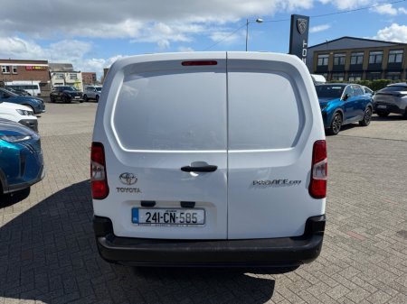 2024 Toyota Proace - thumbnail 7